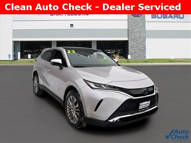 2023 Toyota Venza Limited's photo