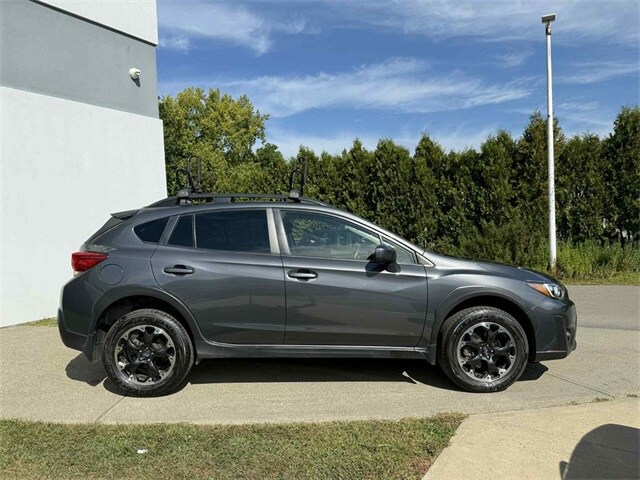 2023 Subaru Crosstrek Premium photo 2