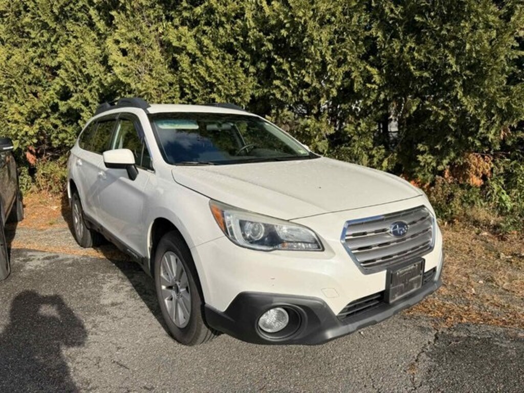 Used 2017 Subaru Outback 2.5i Premium SUV