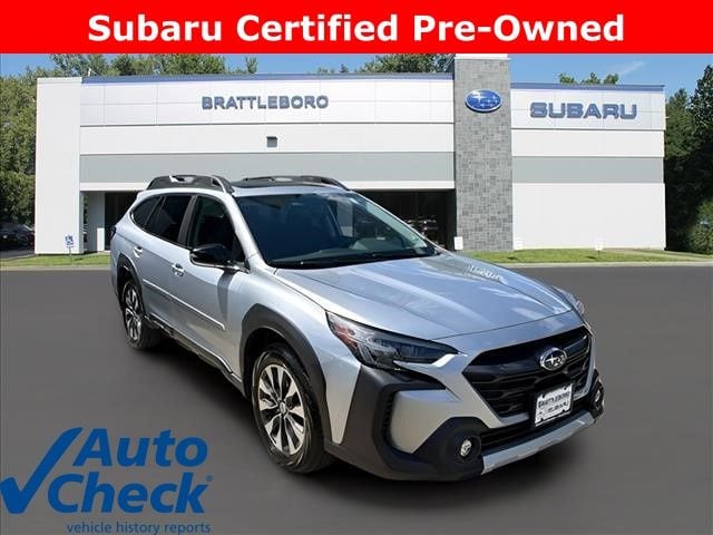 2025 Subaru Outback Limited's photo