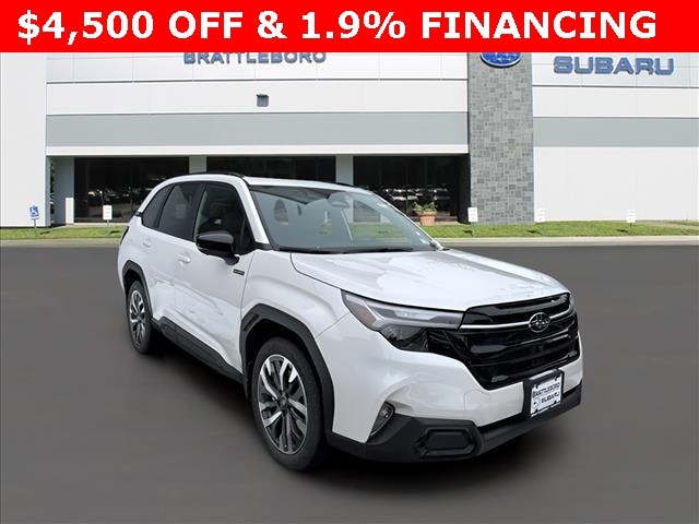 2025 Subaru Forester Touring's photo