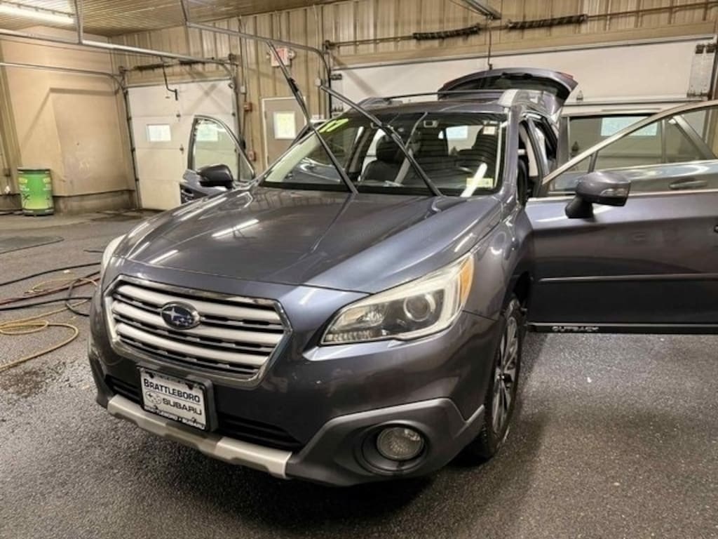 Used 2017 Subaru Outback 3.6R Limited SUV