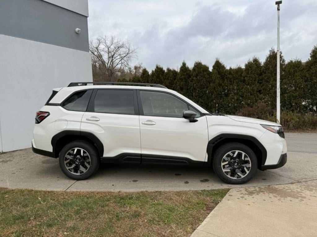 New 2025 Subaru Forester Premium SUV