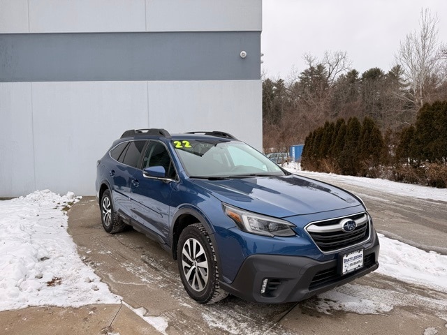 2022 Subaru Outback Premium's photo