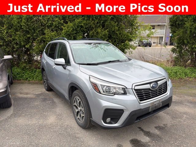 2019 Subaru Forester Premium's photo