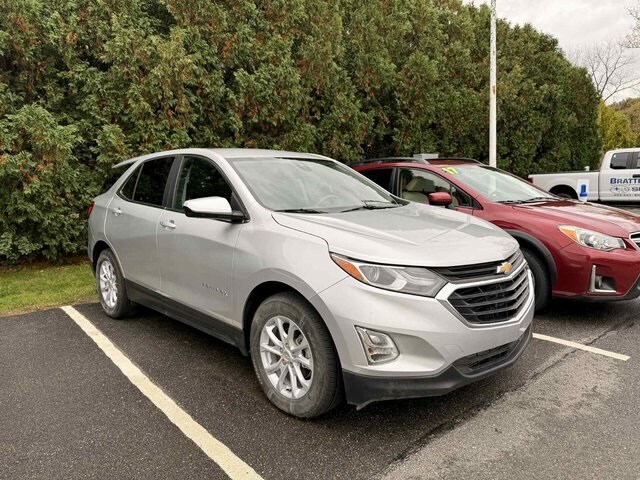 2021 Chevrolet Equinox LT photo 2