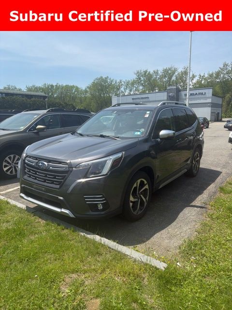 2024 Subaru Forester Touring's photo