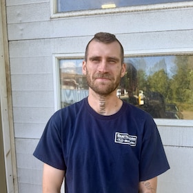 Staff member Nils Donahue-Meyer from ID_b9fdb07eb422