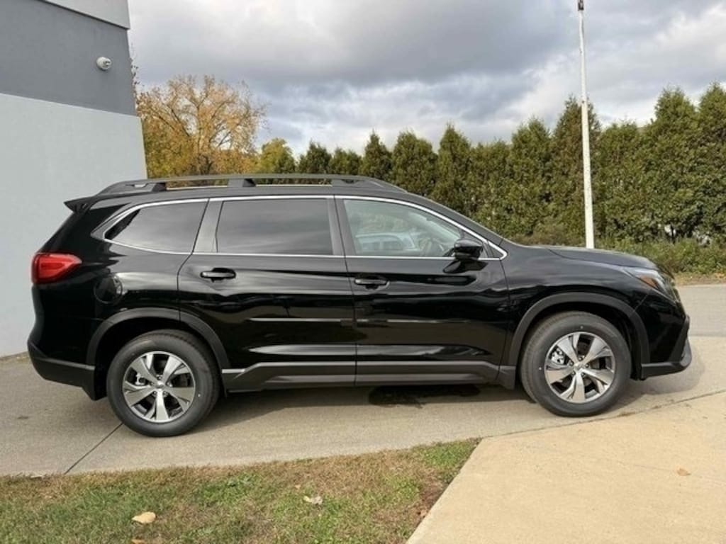 New 2025 Subaru Ascent Premium 7-Passenger SUV
