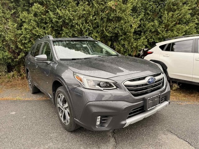 2020 Subaru Outback Limited photo 2