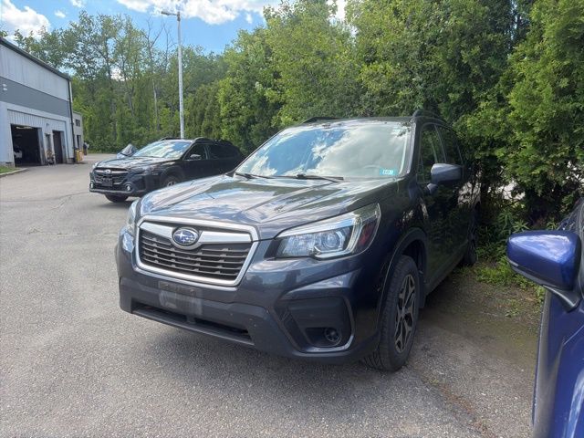 2019 Subaru Forester Premium's photo