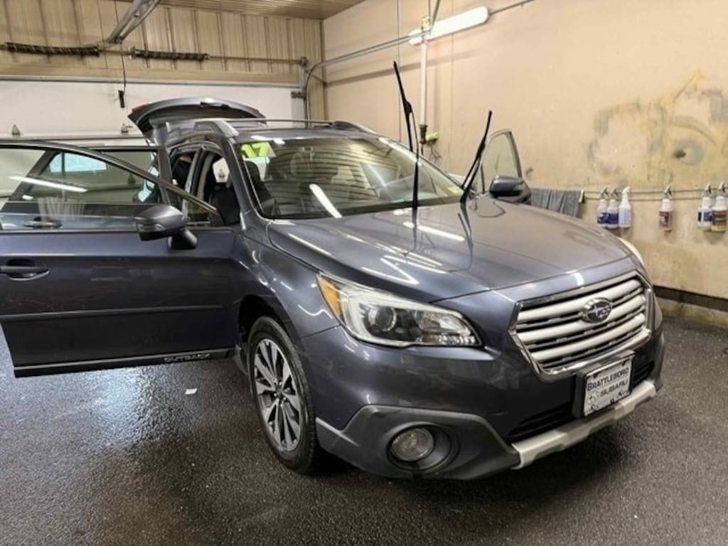 Used 2017 Subaru Outback 3.6R Limited SUV