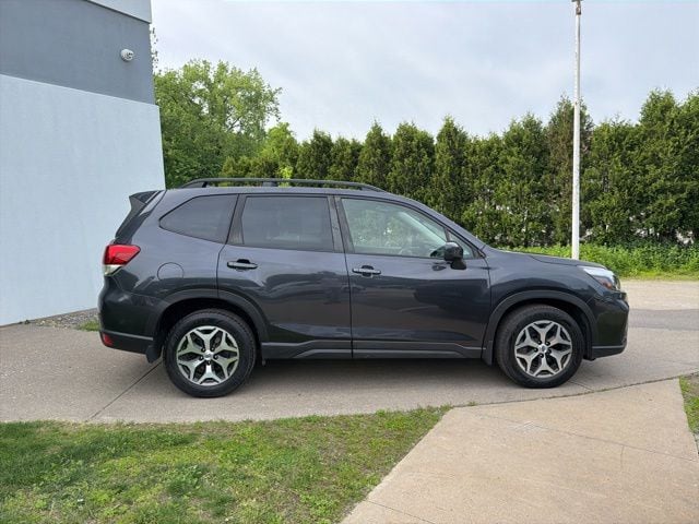 Used 2019 Subaru Forester Premium with VIN JF2SKAGC0KH536526 for sale in Brattleboro, VT
