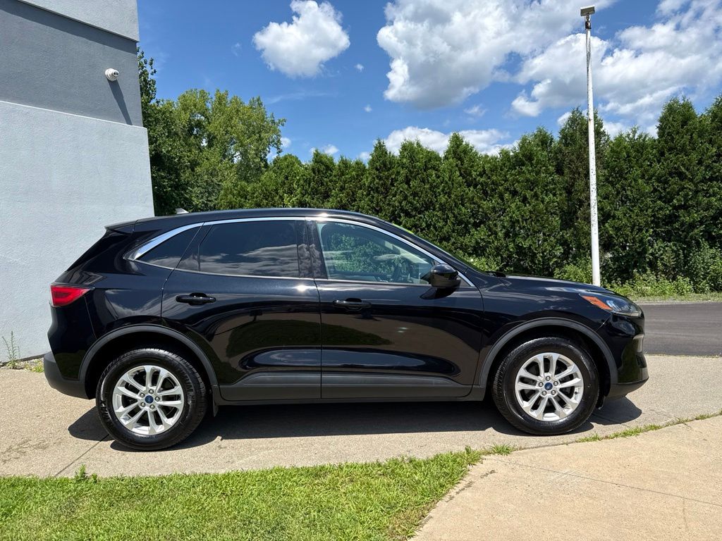 Used 2020 Ford Escape SE with VIN 1FMCU9G65LUC45501 for sale in Brattleboro, VT