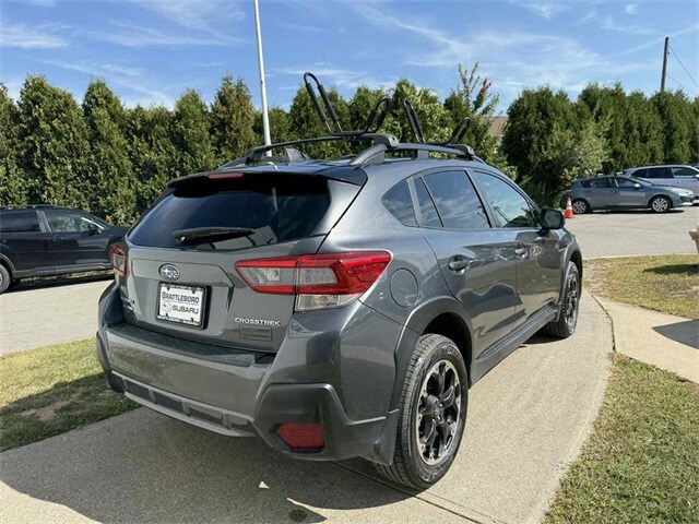 2023 Subaru Crosstrek Premium photo 3
