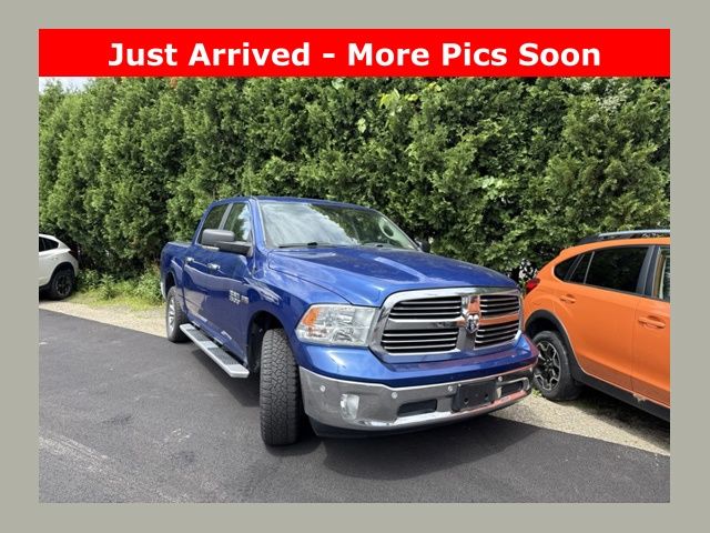 2016 RAM 1500 Big Horn 4x4 Crew Cab 5'7's photo