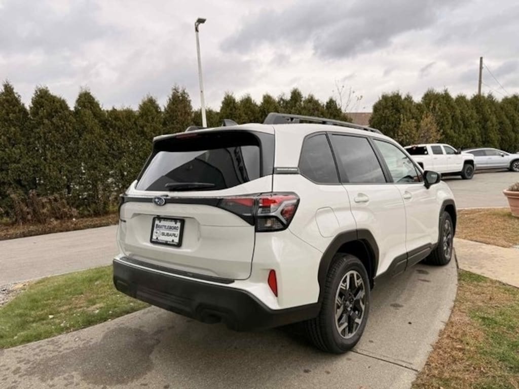 New 2025 Subaru Forester Premium SUV
