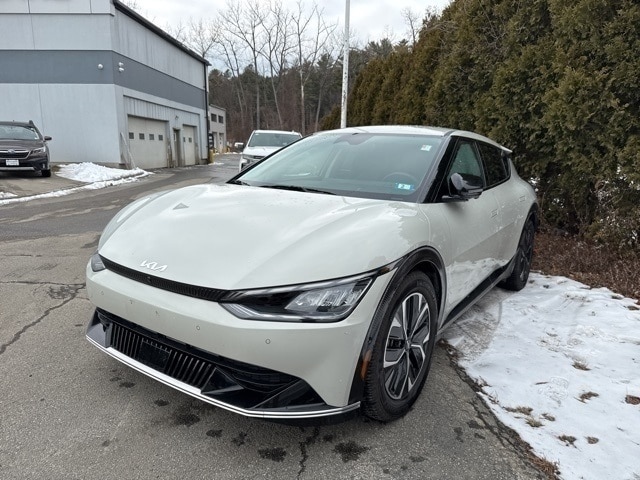 2022 Kia Ev6 Wind's photo