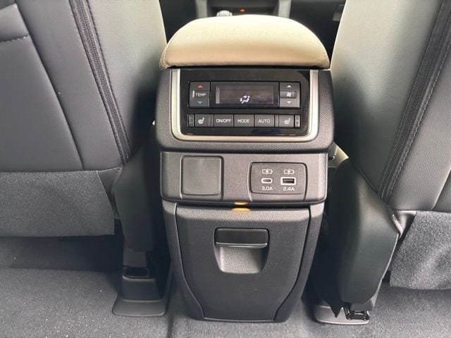 2026 Subaru Ascent Limited - Photo 16