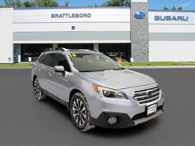 2016 Subaru Outback Limited's photo