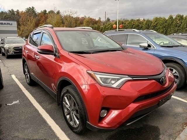2017 Toyota RAV4 Limited photo 2