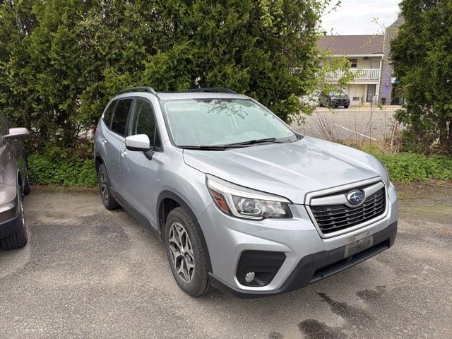 2019 Subaru Forester Premium's photo