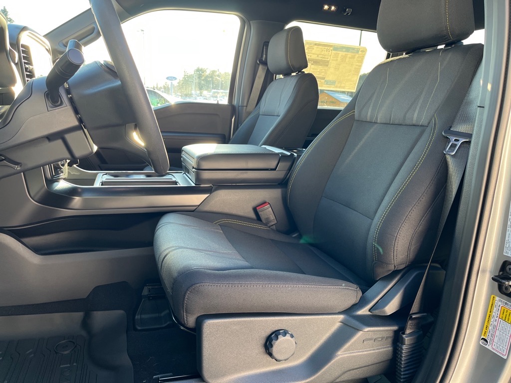 2025 Ford F-150 STX - Photo 13