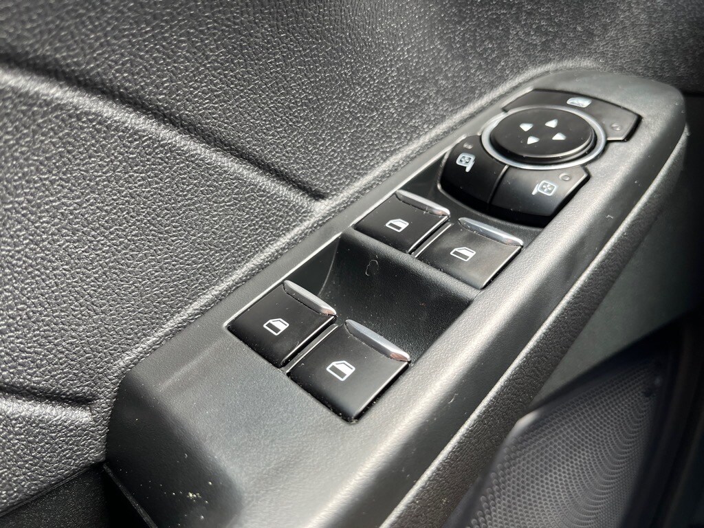 2023 Ford Escape Platinum - Photo 29