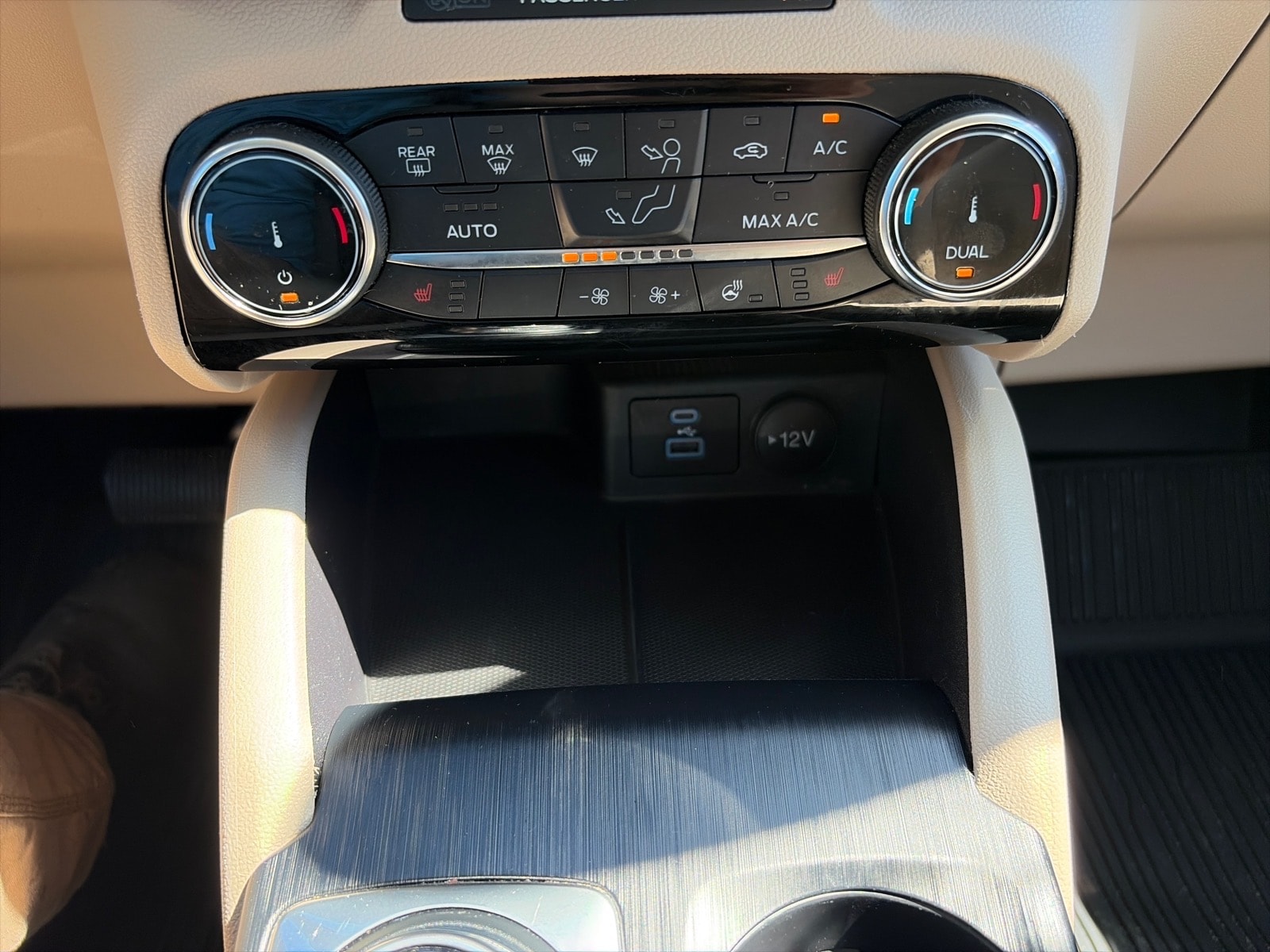 2022 Ford Escape SE - Photo 21