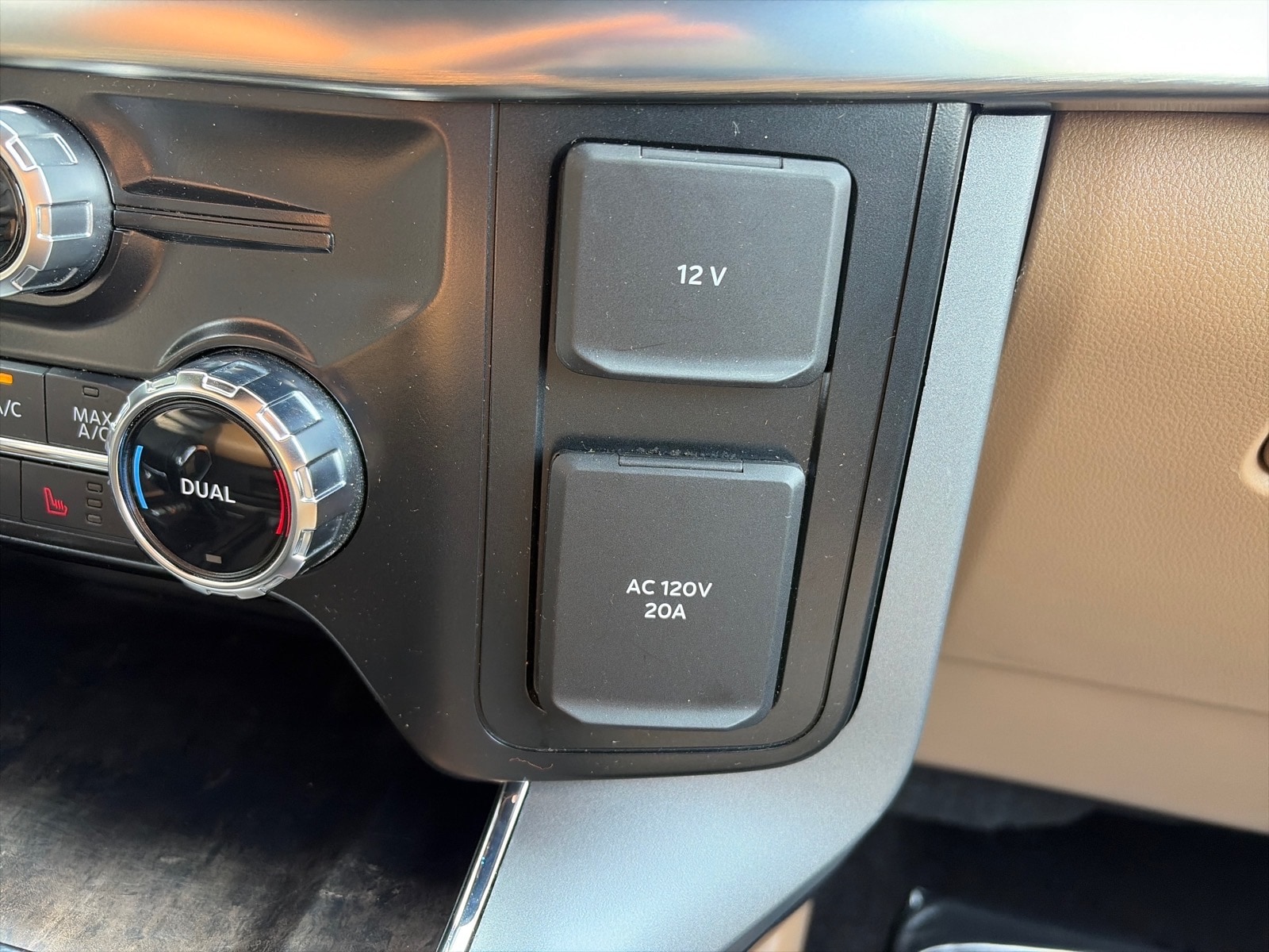 2022 Ford F-150 Lariat - Photo 23