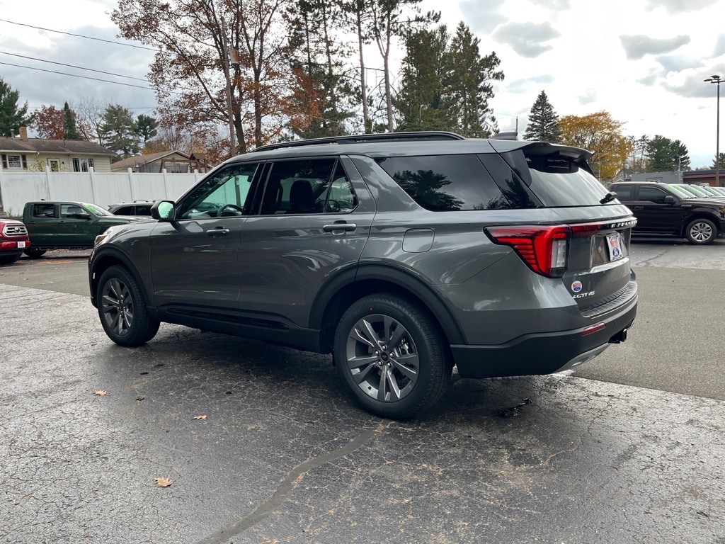 New 2026 Ford Explorer Active SUV