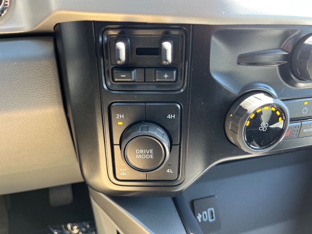 2026 Ford F-350 Super Duty XLT - Photo 22