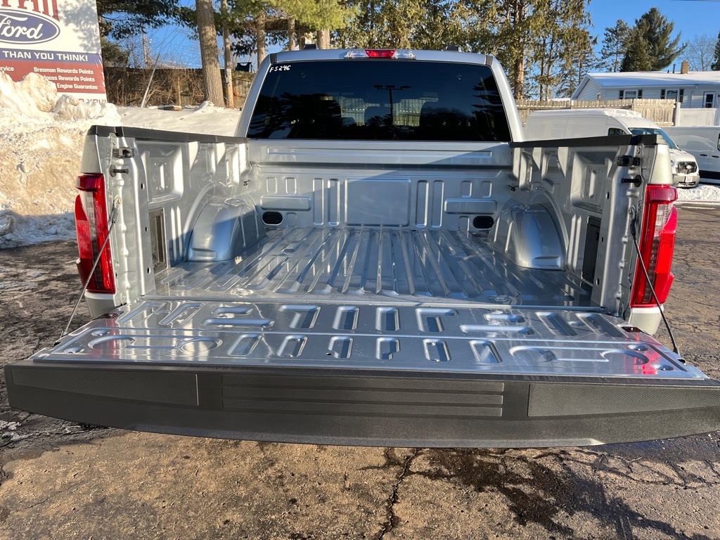 2025 Ford F-150 STX - Photo 8