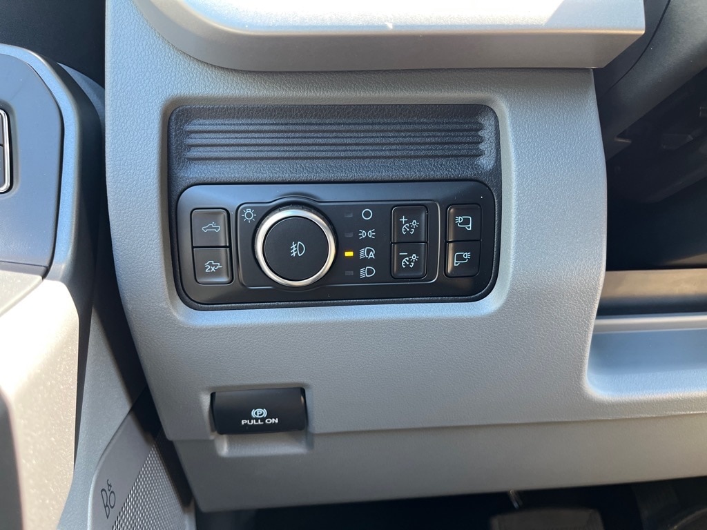 2026 Ford F-350 Super Duty XLT - Photo 32