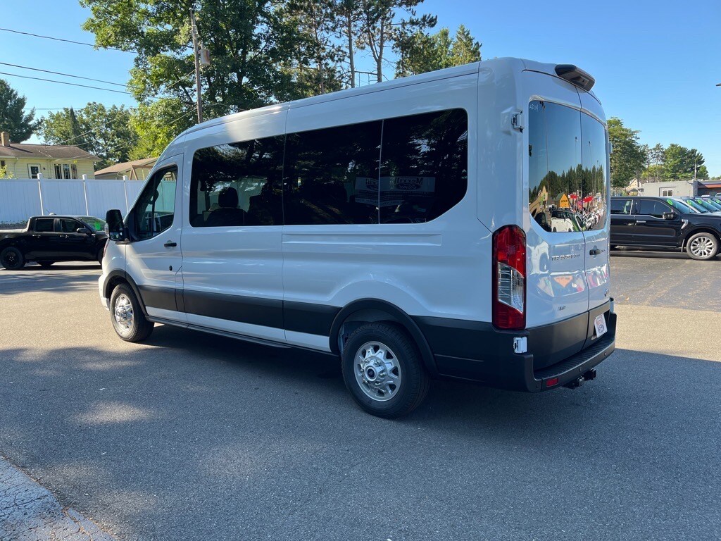 2025 Ford Transit photo 4
