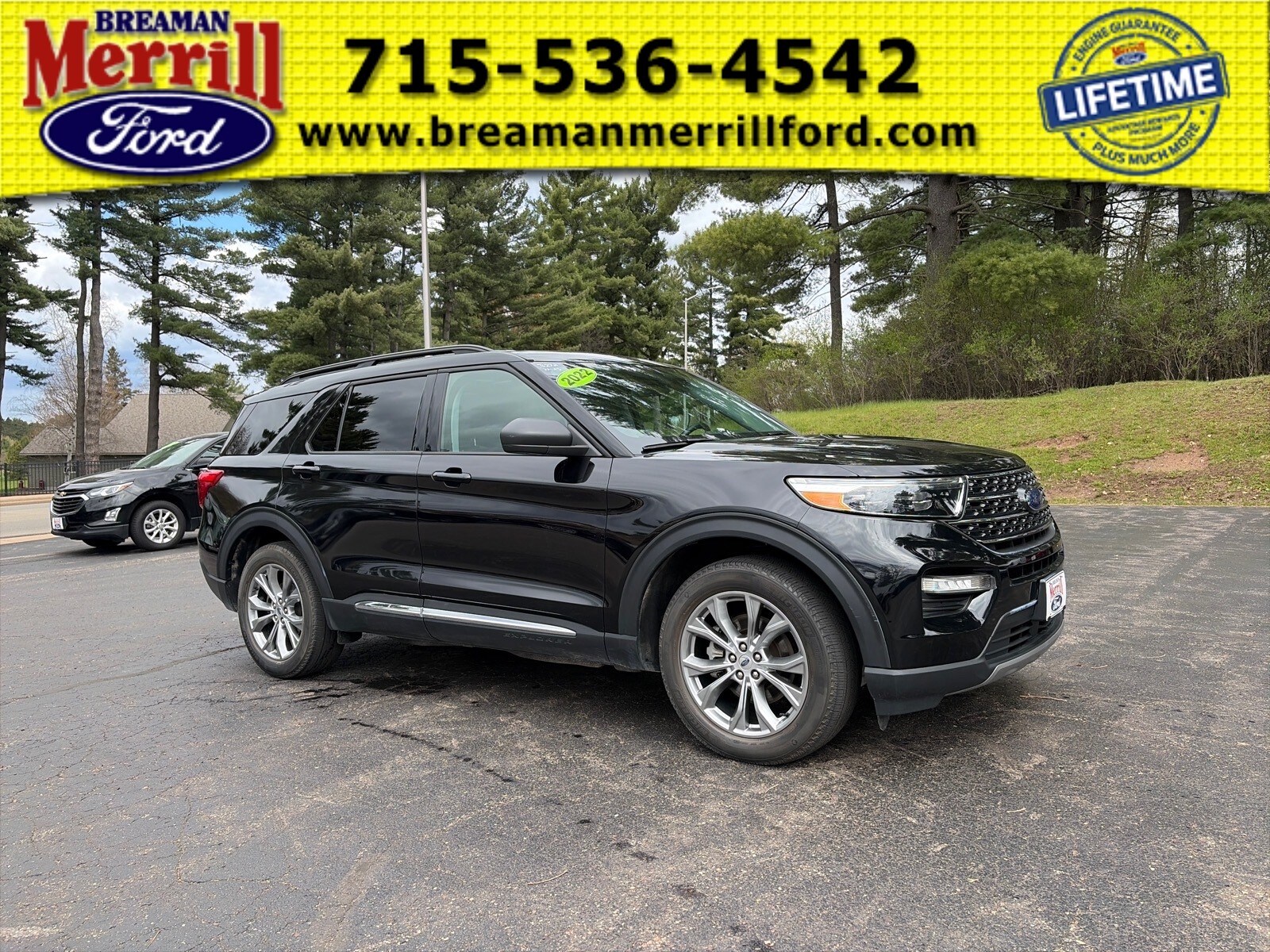 2022 Ford Explorer XLT 4WD's photo