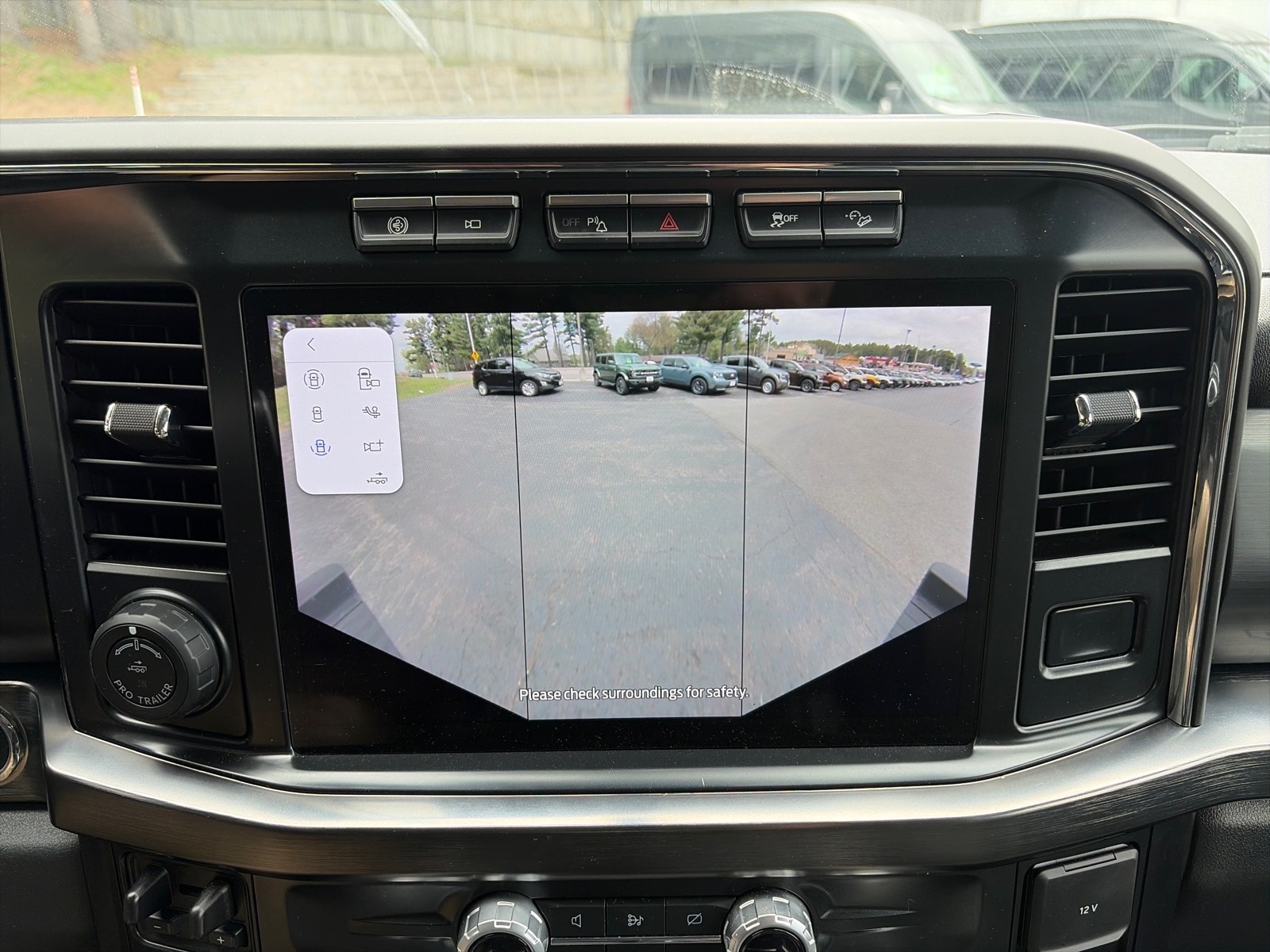 2024 Ford F-350 Super Duty Lariat - Photo 28