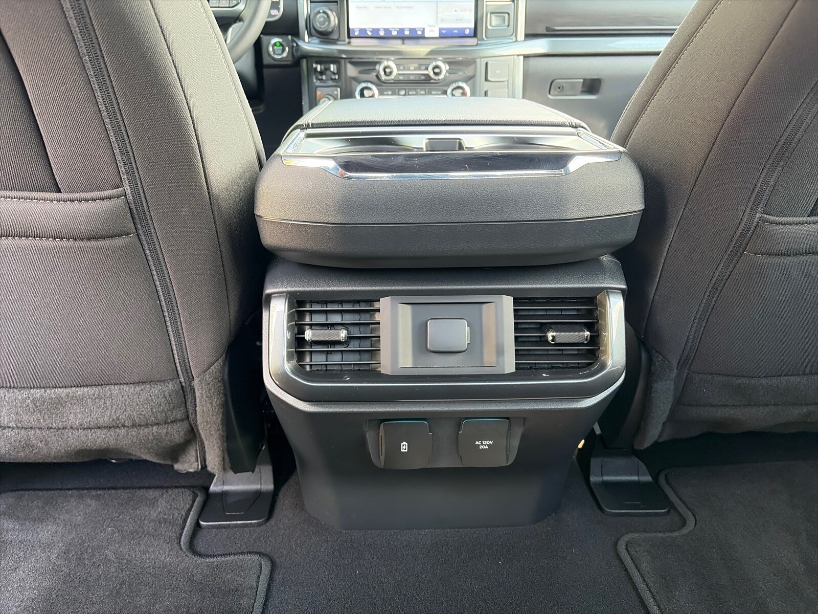 2023 Ford F-150 XLT - Photo 12