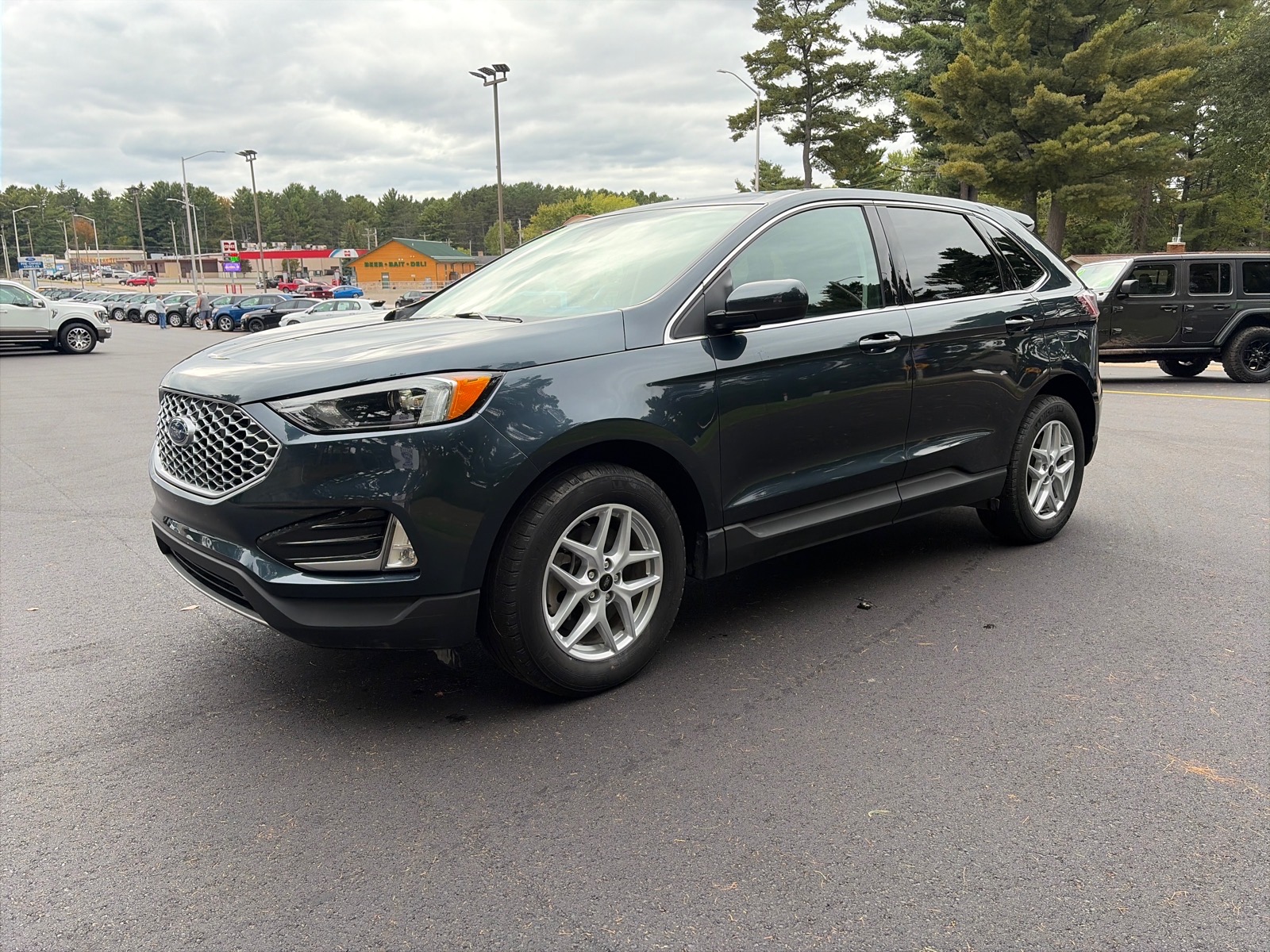 Used 2024 Ford Edge SEL SUV