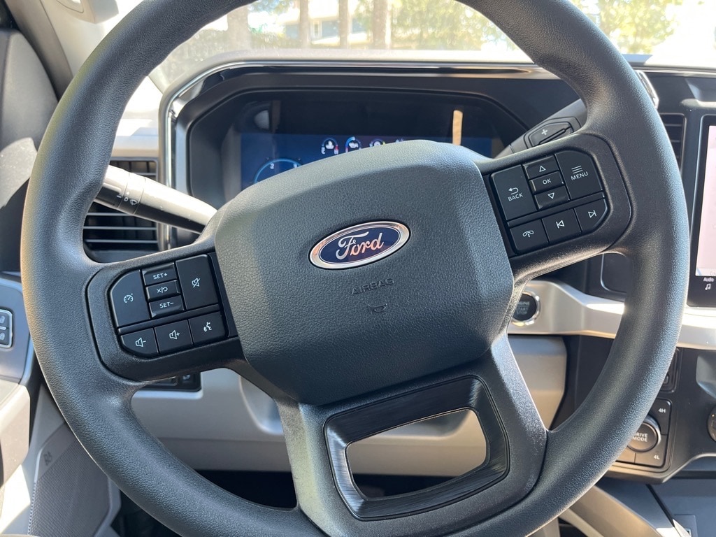 2026 Ford F-350 Super Duty XLT - Photo 31