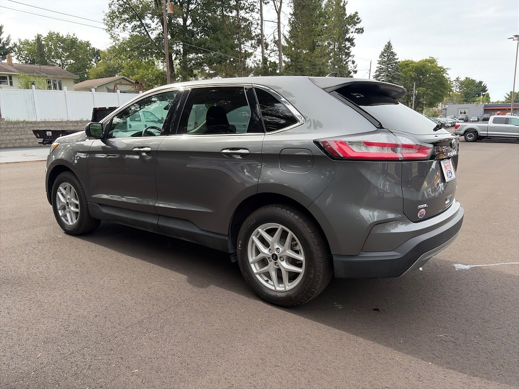 Used 2024 Ford Edge SEL SUV