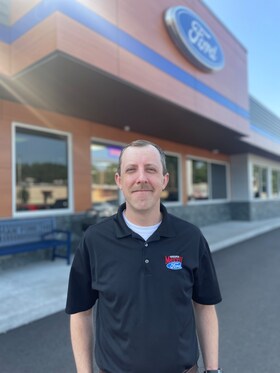 Staff member Dave Schaupp from ID_8ff3961b5727