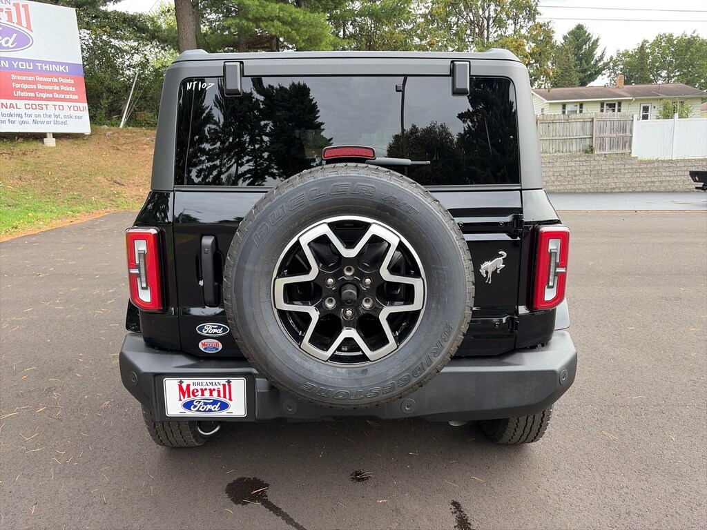 New 2026 Ford Bronco Outer Banks SUV
