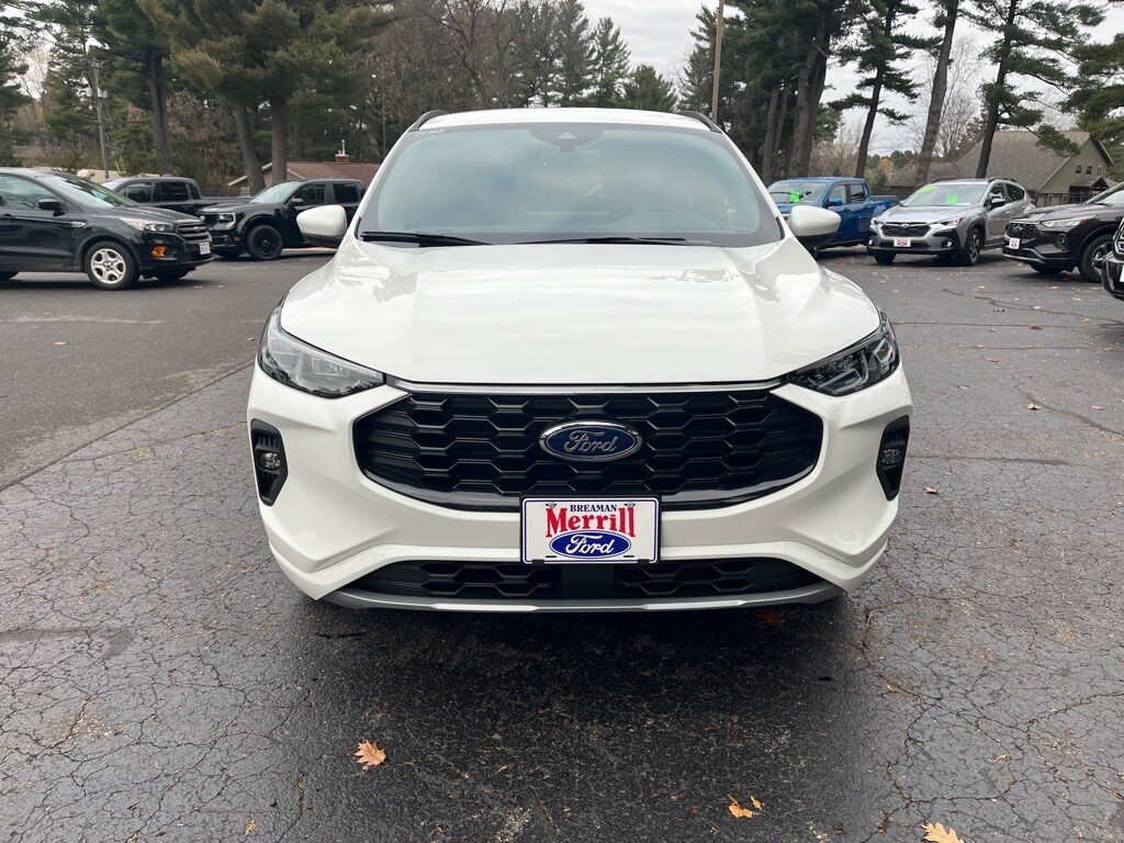 2026 Ford Escape ST-Line Elite photo 2
