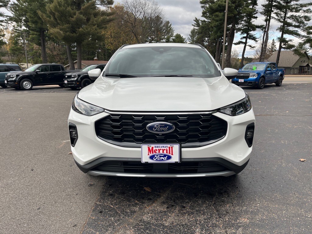 2026 Ford Escape ST-Line Select photo 2