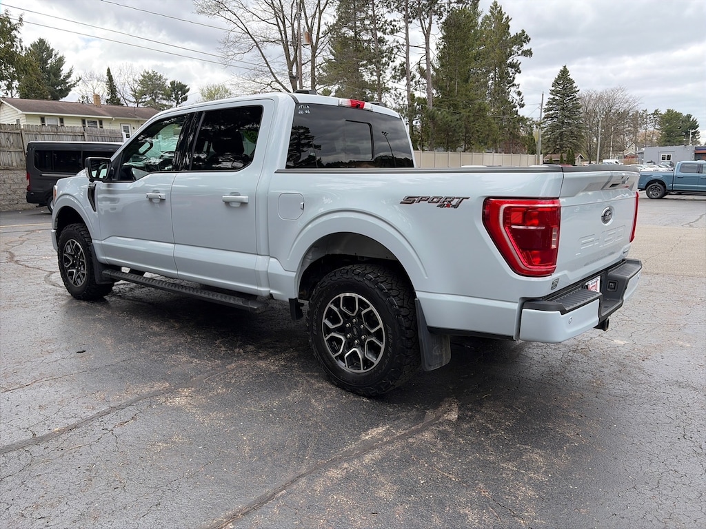 Used 2022 Ford F-150 XLT Truck SuperCrew Cab