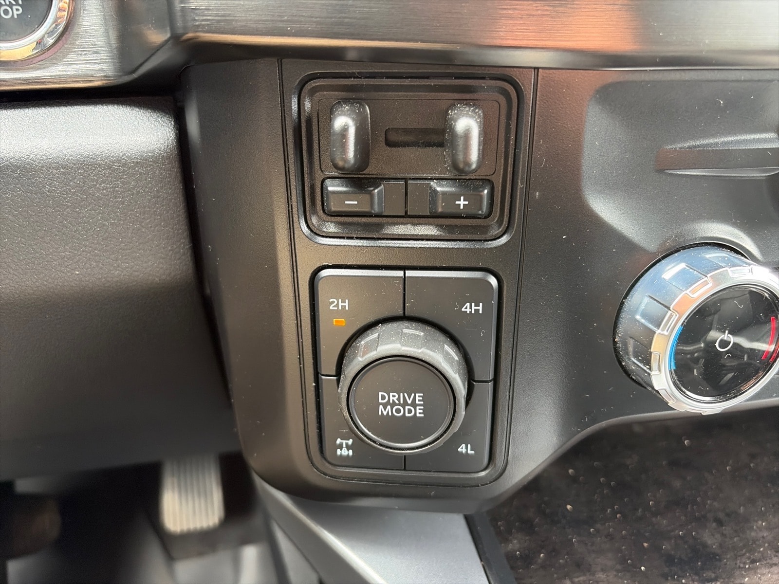2024 Ford F-350 Super Duty Lariat - Photo 22