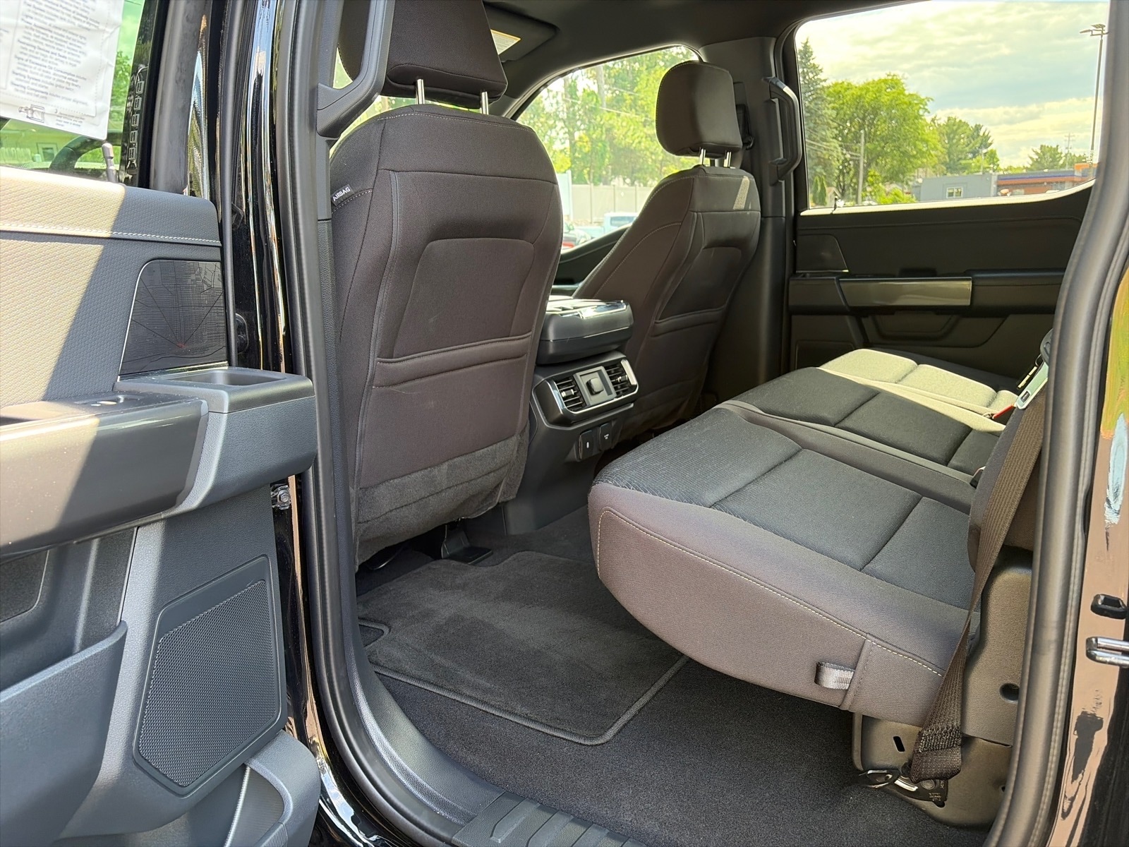 2023 Ford F-150 XLT - Photo 10