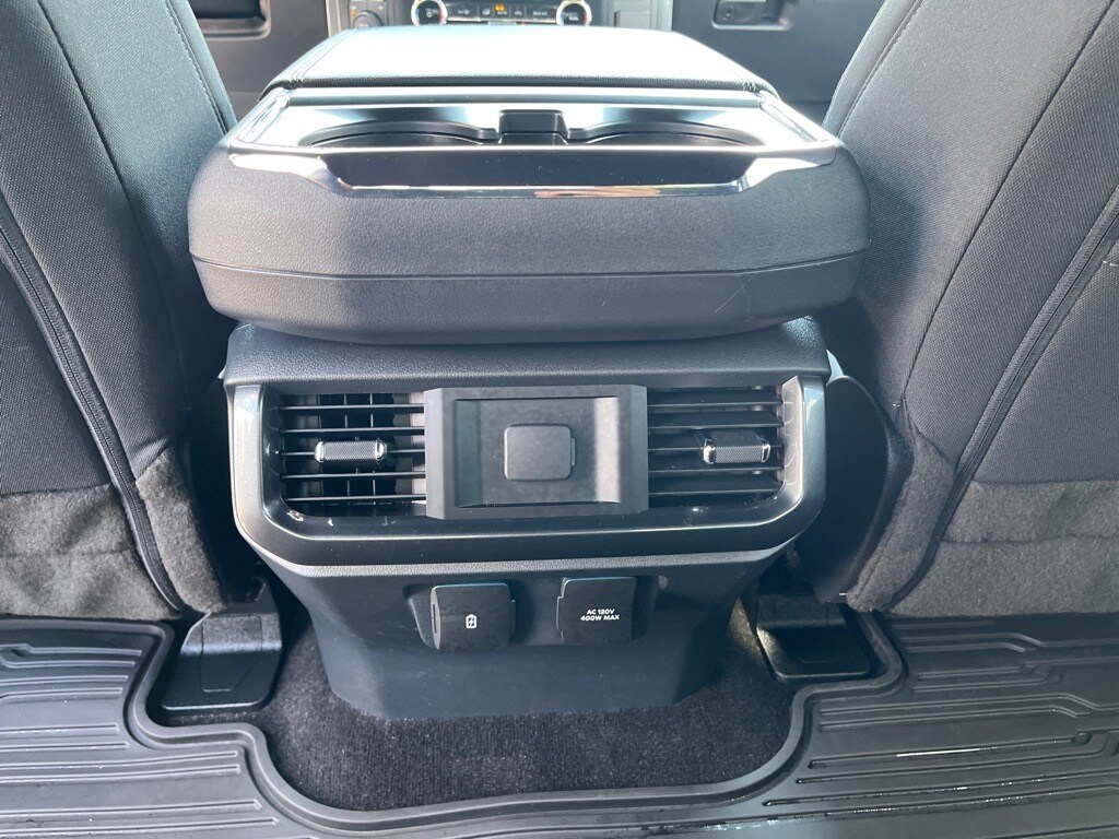 2022 Ford F-150 XLT - Photo 11