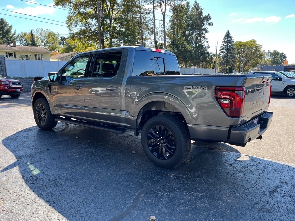 New 2025 Ford F-150 Lariat TRUCK